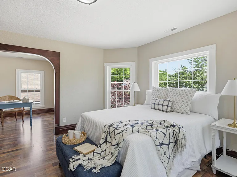 402 N Wall Ave — Photo 41