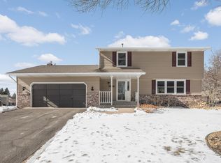 5245 Oxford St N, Shoreview, MN 55126
