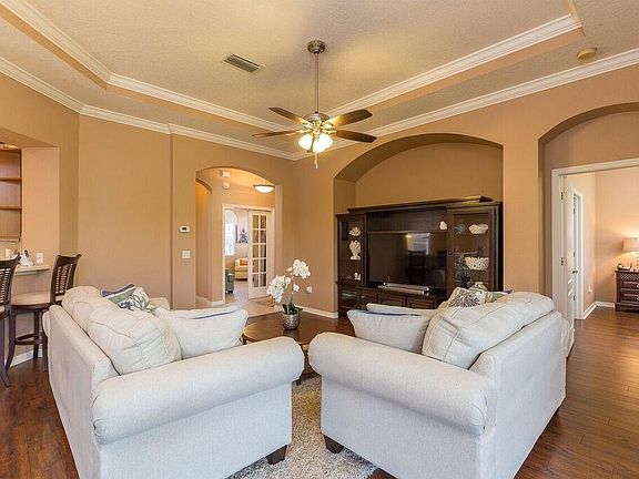5th image of 1006 Regal Manor Way