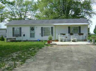 95 Lane 220 Hamilton Lk, Hamilton, IN 46742