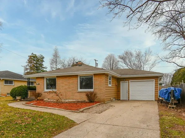 1911 S Carpenter St, Appleton, WI 54915