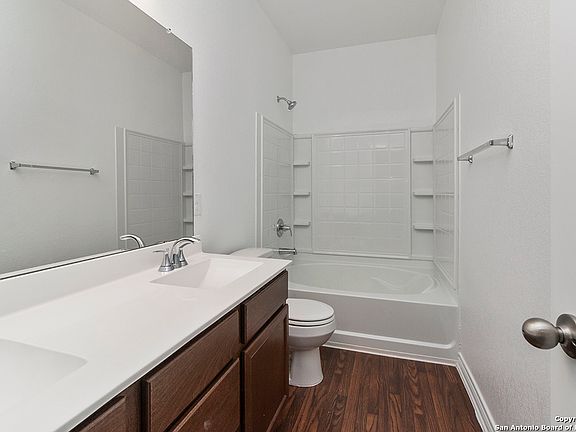 2nd image of 15404 Oceanus Drive