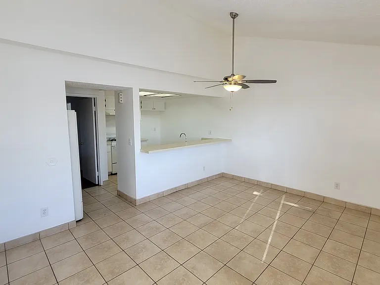 Tahoe Manor — Photo 16