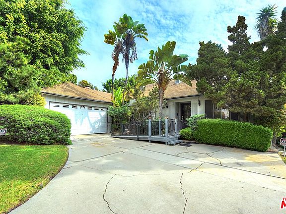 2nd image of 9135 Hillsboro Dr