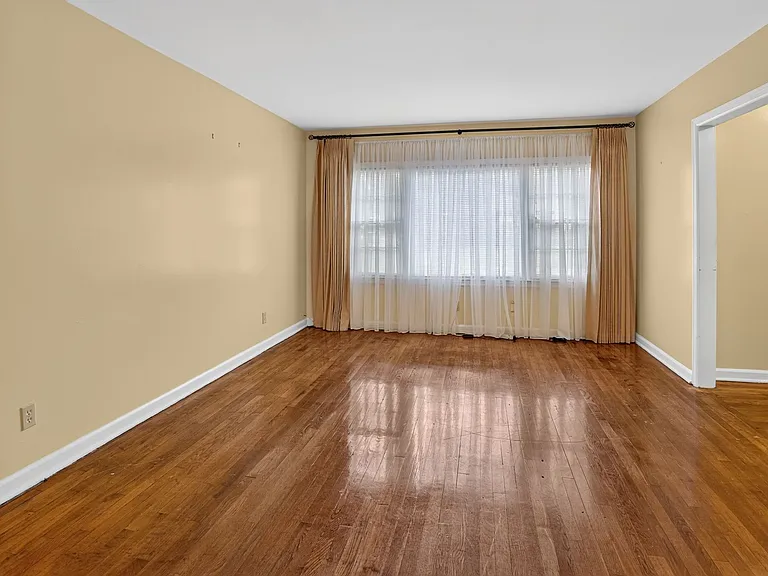1802 Fitzgerald St — Photo 5