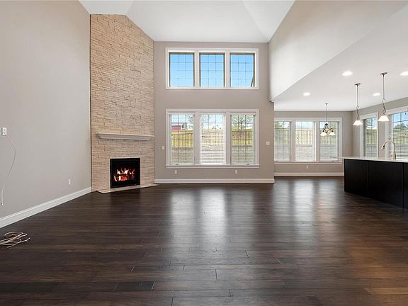 2nd image of 12704 Creekside View Dr