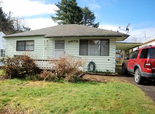 678 S 20th St, Reedsport, OR 97467