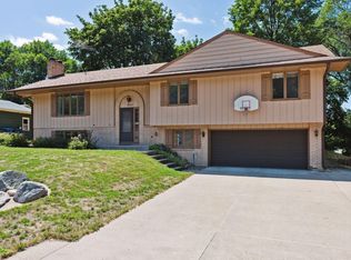 10653 Johnson Rd, Bloomington, MN 55437