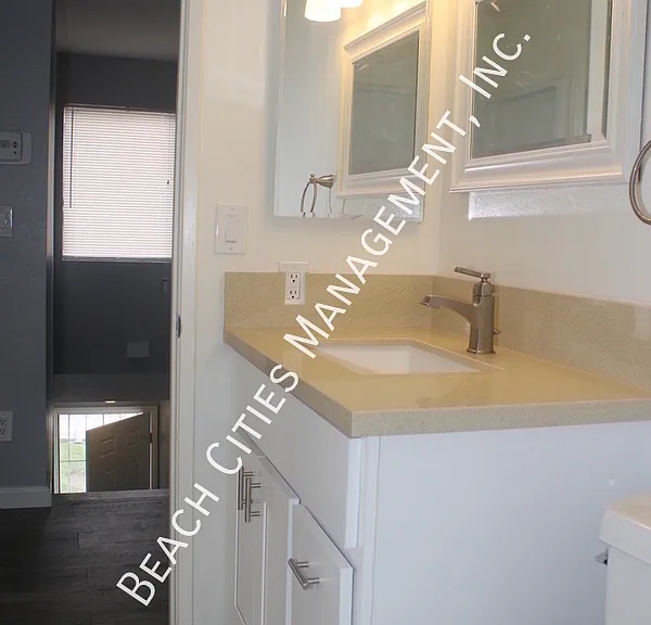 20703 Roseton Ave #1 — Photo 28
