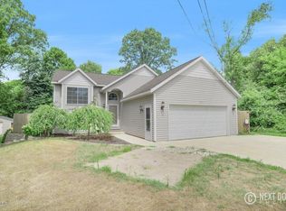 783 Revere St NE, Grand Rapids, MI 49525