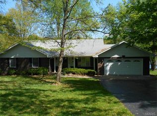 13694 Lakewood Dr, Ste Genevieve, MO 63670