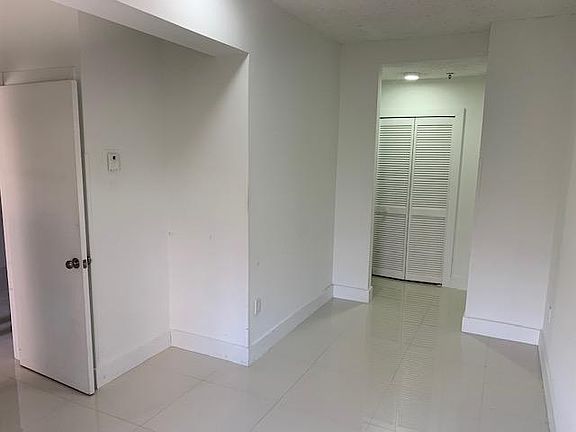 3rd image of 2730 Collins Ave APT 311