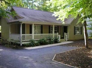 36 Riverside Dr, Palmyra, VA 22963