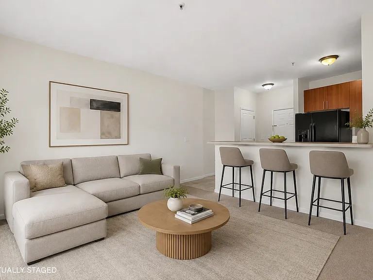 845 Newark Ave #2A — Photo 1