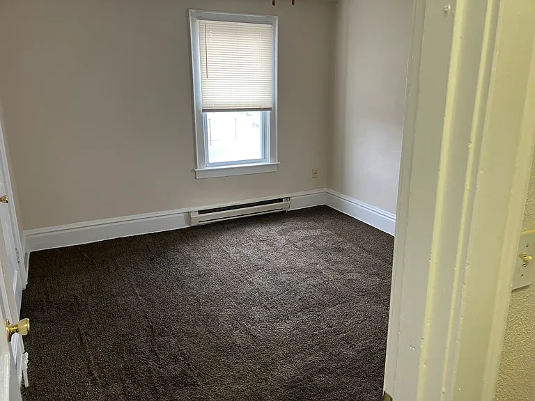 332 Lynda Ct #2 — Photo 8