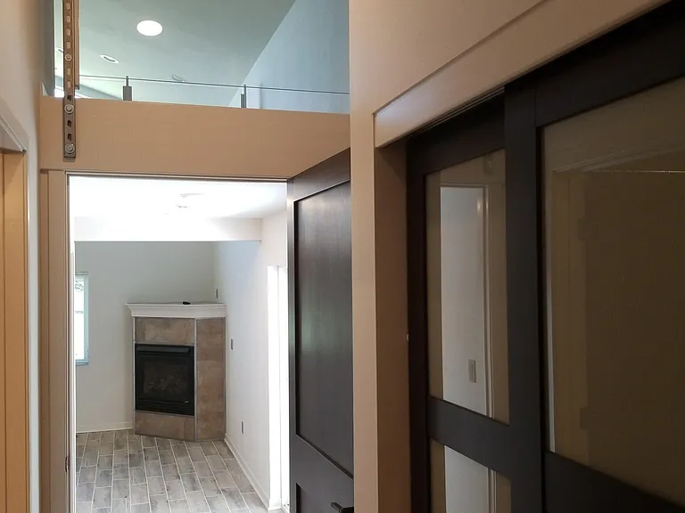 130 S Teller Ave — Photo 14