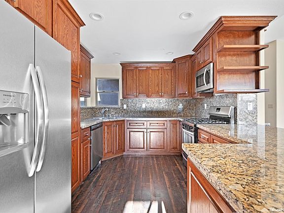 2nd image of 19605 Violette Ct