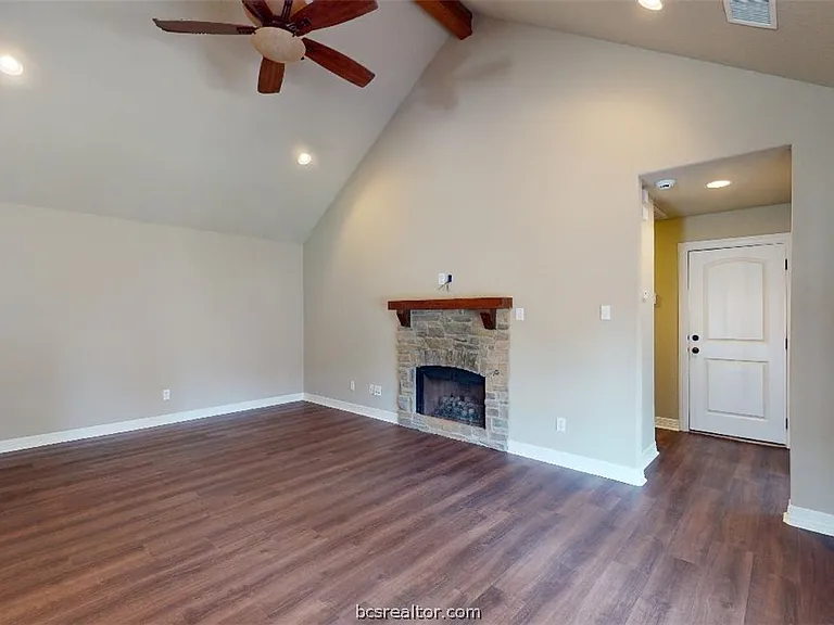 3925 Devrne Dr — Photo 3