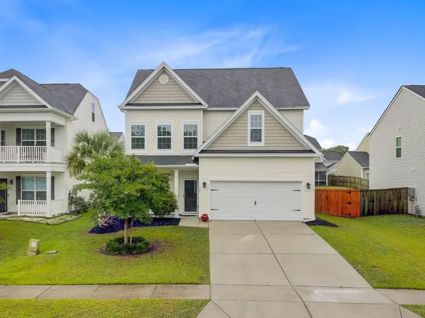 192 Weeping Cypress Dr, Moncks Corner, SC 29461