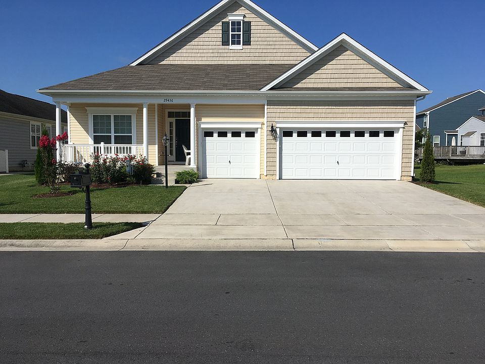 1st image of 29436 Glenwood Dr