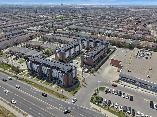 9570 Islington Ave #225, Vaughan, ON L4L 1A7