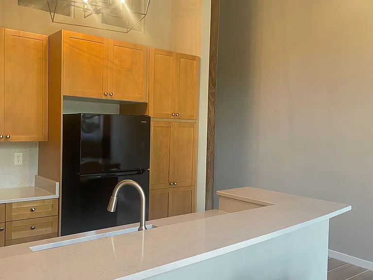 400 Mills Ave #107 — Photo 20