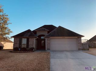 41409 Hearthstone Ave, Prairieville, LA 70769