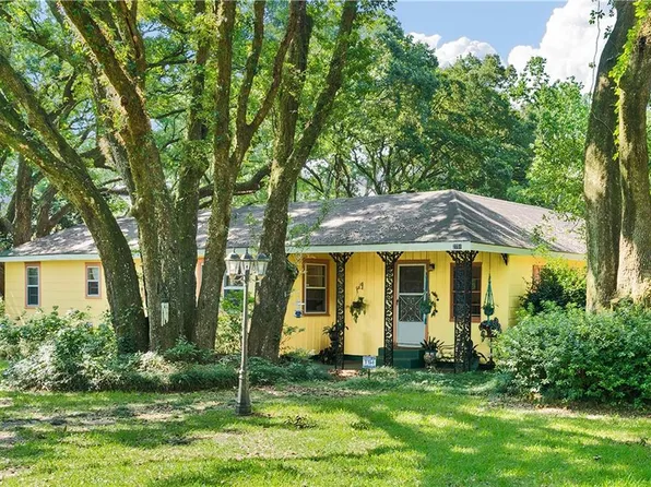 2751 Longleaf Dr, Mobile, AL 36693