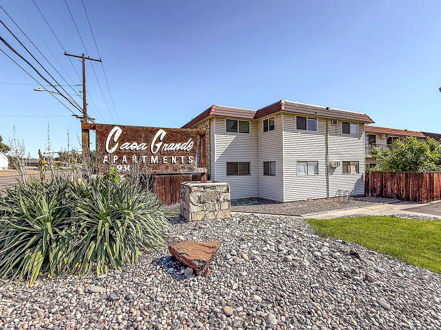 Casa Grande Apartments — Photo 1