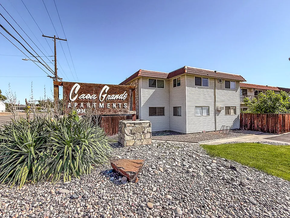 Casa Grande Apartments