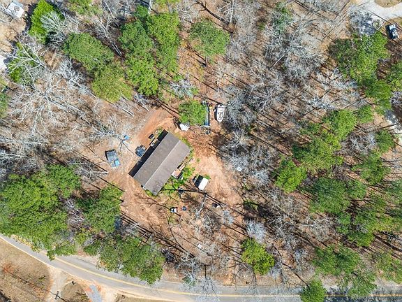 5th image of 105 Blue Branch Rd W