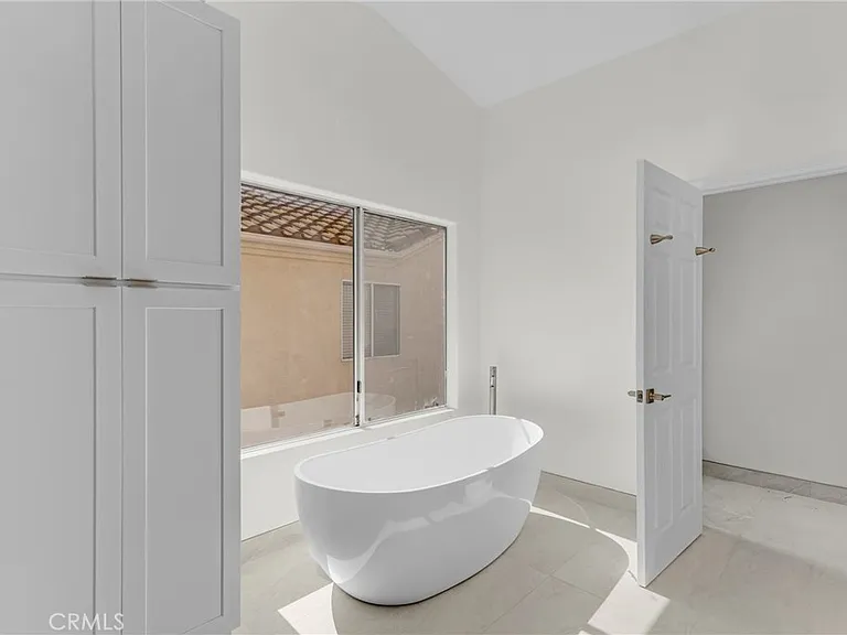 23234 Valerio St — Photo 20