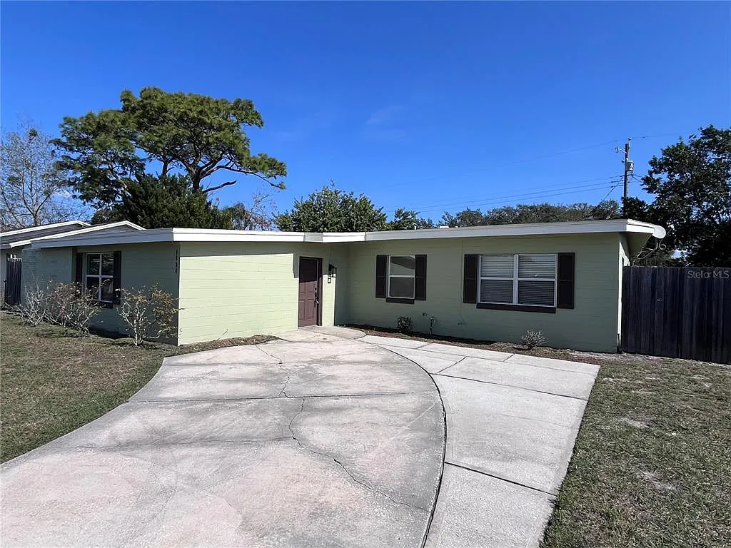 Building Photo - 1724 Peruvian Ln