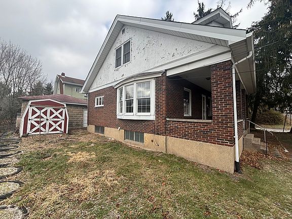 3rd image of 800 Burbridge St