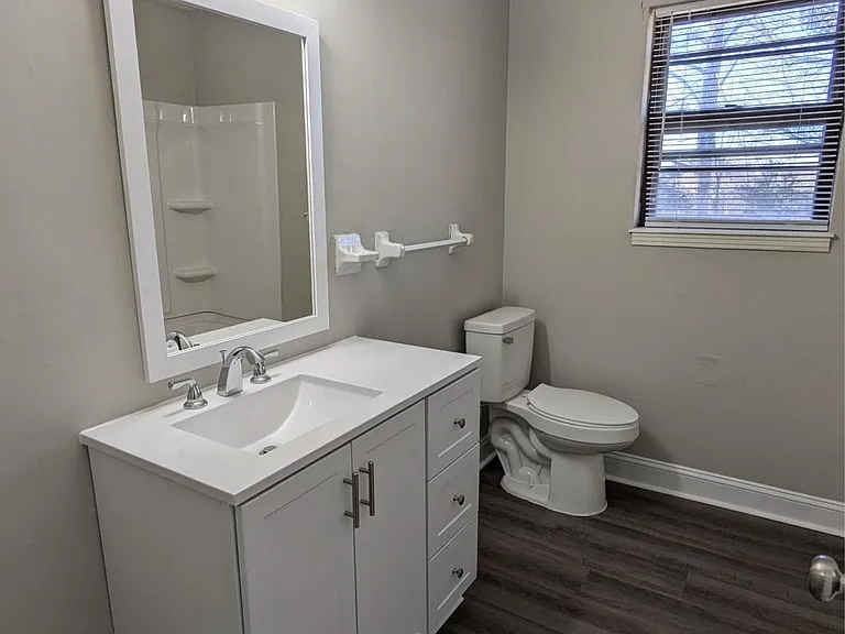 413 Shawnee Dr — Photo 8