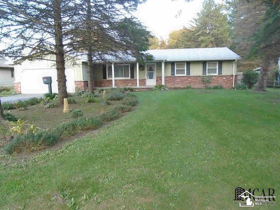 1st image of 10442 N Lewis Ave
