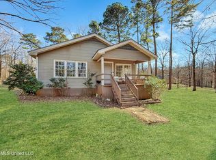 1699 White Rd, Florence, MS 39073