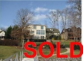 1st image of 815 Lake Club Dr