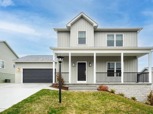 74 Friend Dr, Morgantown, WV 26508