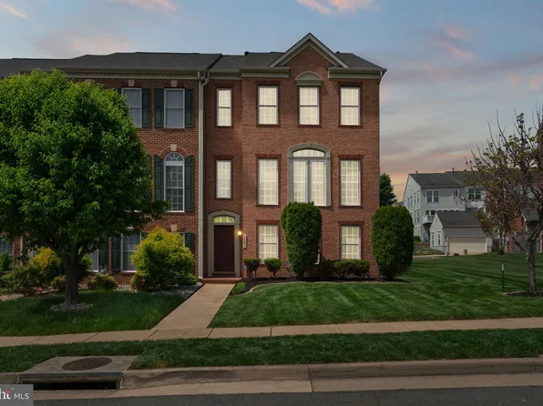 16280 Catenary Dr, Woodbridge, VA 22191