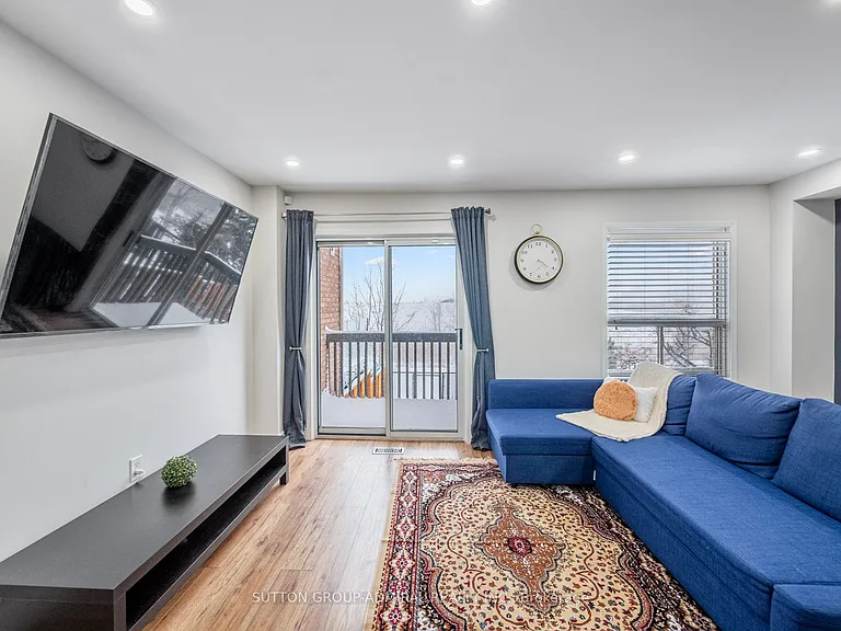 81 Parktree Dr — Photo 10