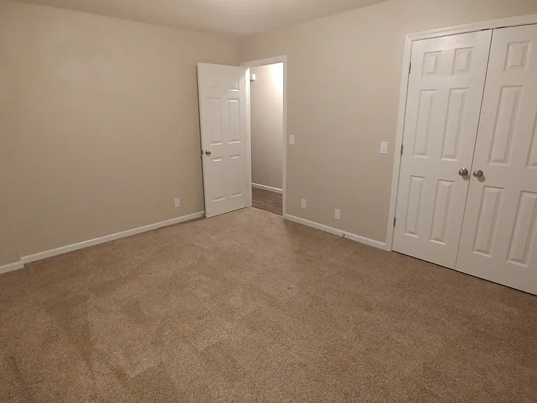 2802 Sutton Pl #2802 — Photo 65
