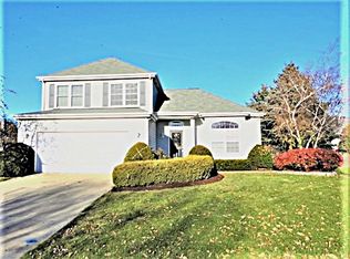 613 Doral Ln, North Aurora, IL 60542