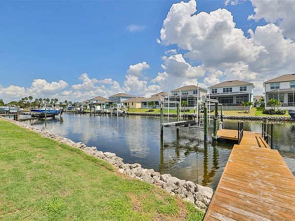 5423 Merritt Island Dr, Apollo Beach, FL 33572 | MLS #T3475009 | Zillow