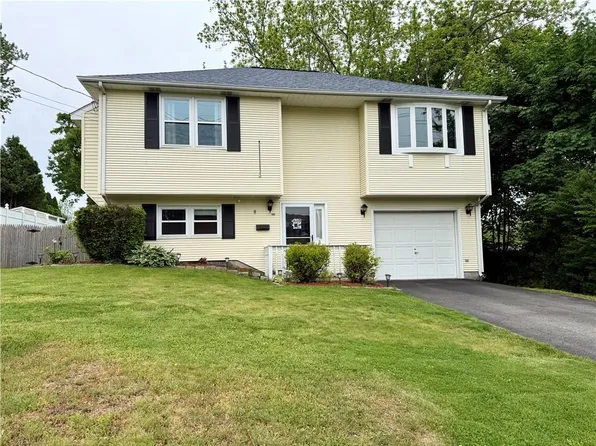 100 Panto Rd, Warwick, RI 02886