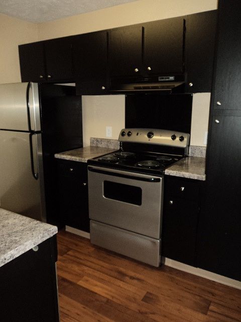 1st image of 2108 Club Pkwy