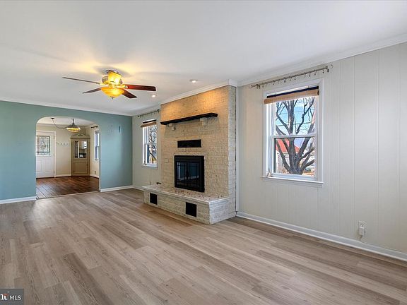 5th image of 168 Meadow Rd