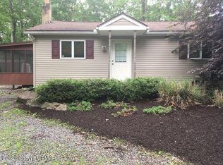292 Sugarbush Rd, Henryville, PA 18332