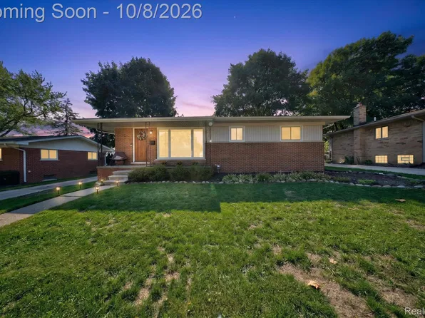 307 Ely Drive S, Northville, MI 48167