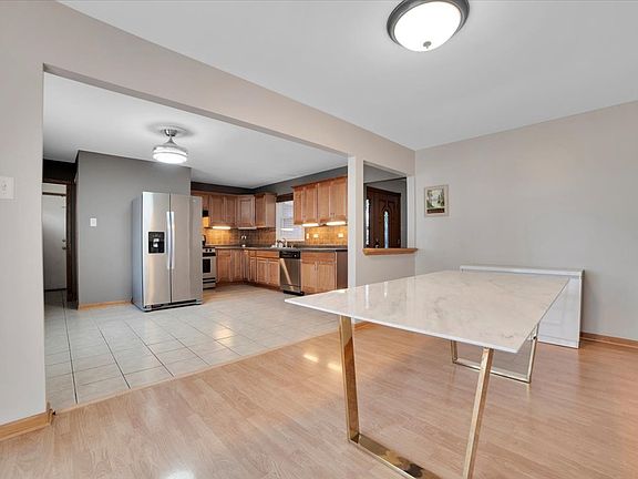 4th image of 10308 S Aspen Dr